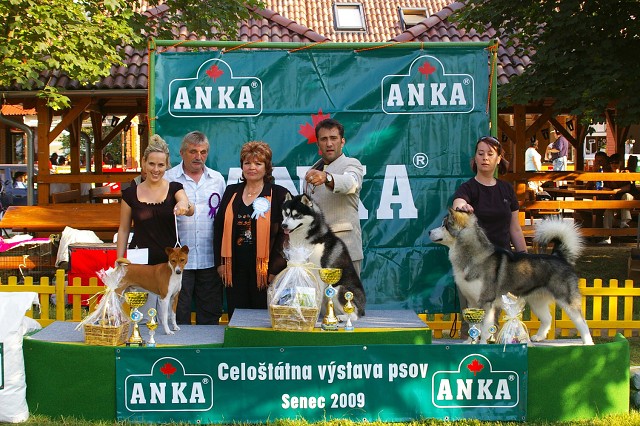 Kynologická revue - www.dogsk.sk