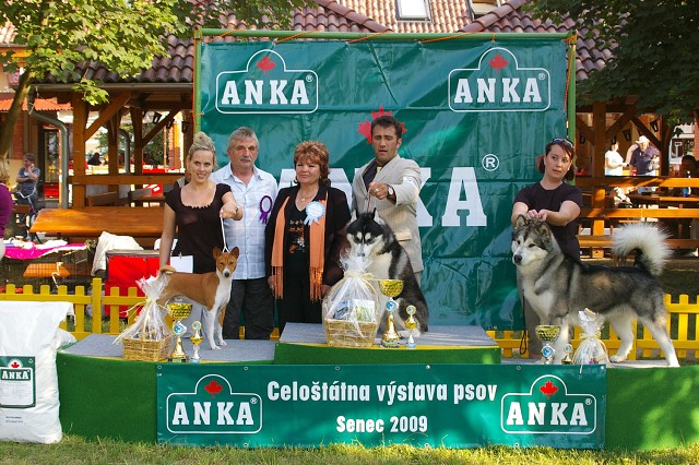 Kynologická revue - www.dogsk.sk