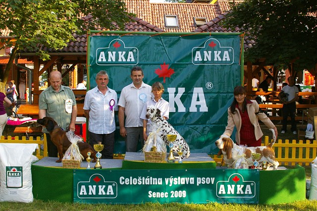 Kynologická revue - www.dogsk.sk