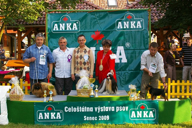 Kynologická revue - www.dogsk.sk