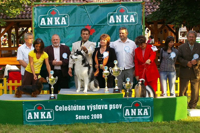 Kynologická revue - www.dogsk.sk