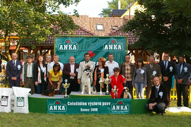 Kynologická revue - www.dogsk.sk