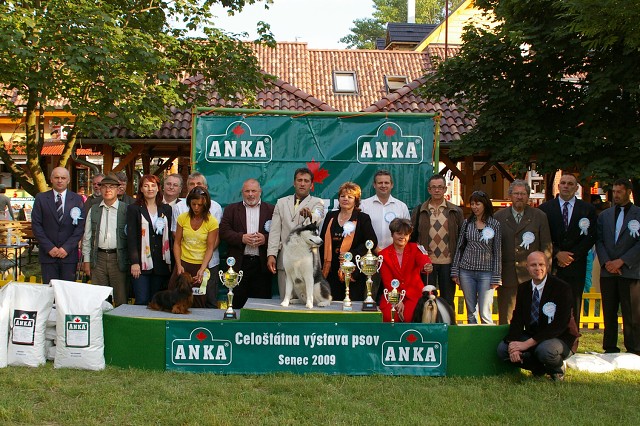 Kynologická revue - www.dogsk.sk