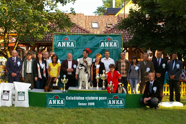 Kynologická revue - www.dogsk.sk